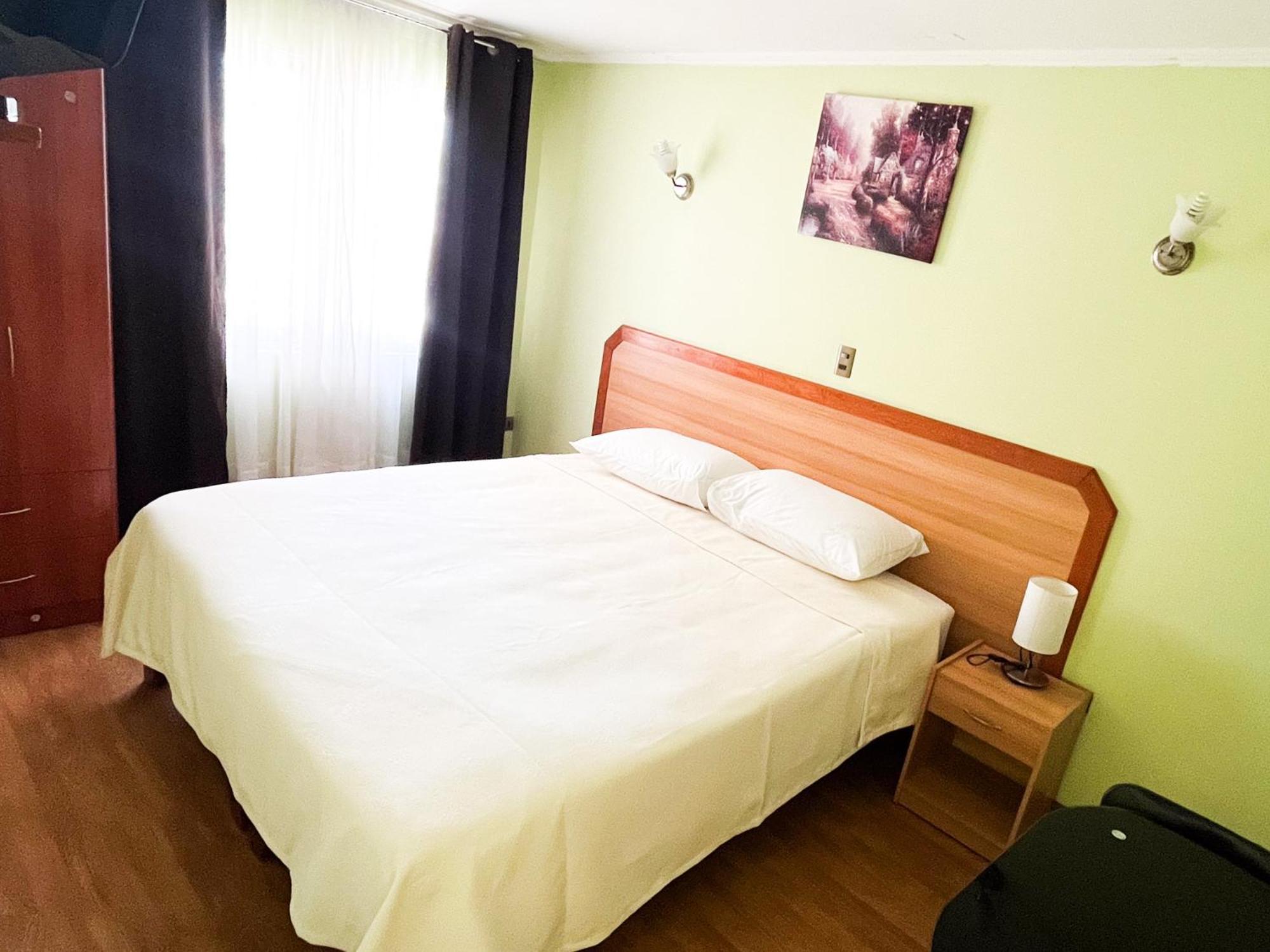 Hostal Sol Del Pacifico Iquique Esterno foto
